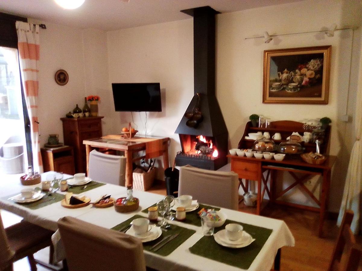 Ca La Gloria Bed & Breakfast Vilabertrán Eksteriør bilde